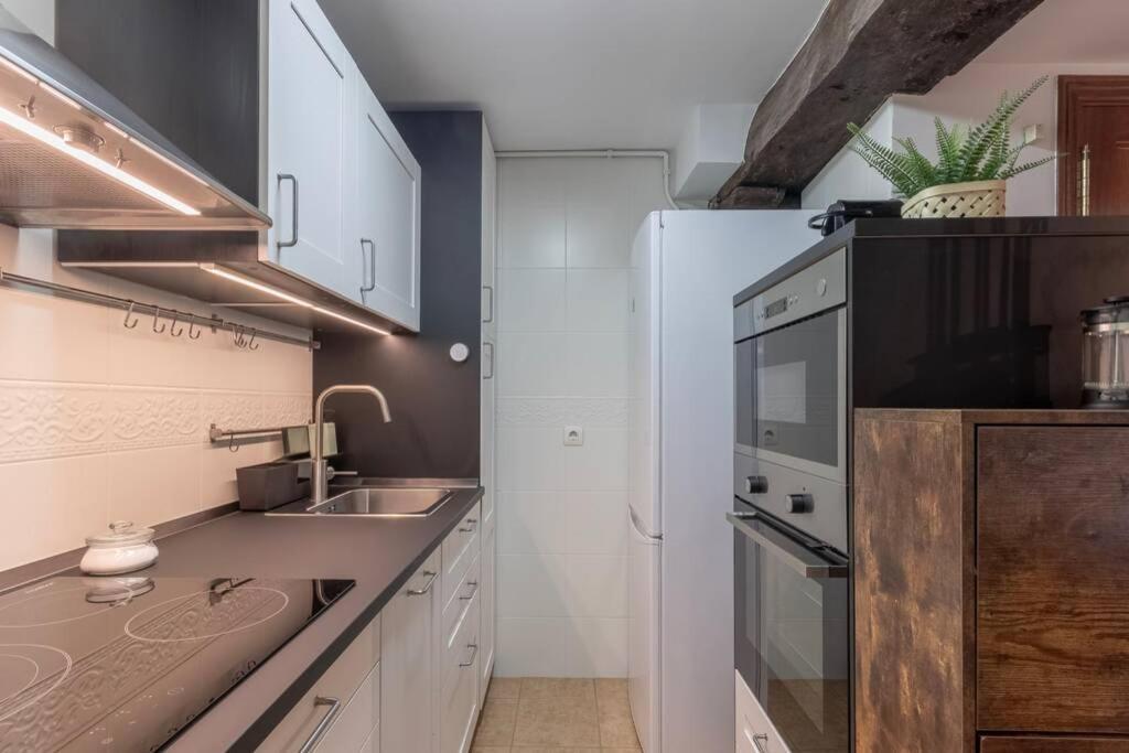 Precioso Apartamento En Antiguo Palacio Bilbao Eksteriør bilde