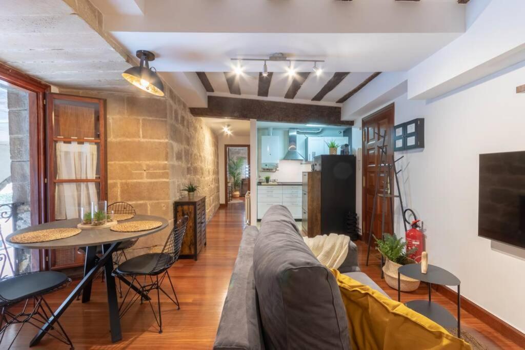 Precioso Apartamento En Antiguo Palacio Bilbao Eksteriør bilde